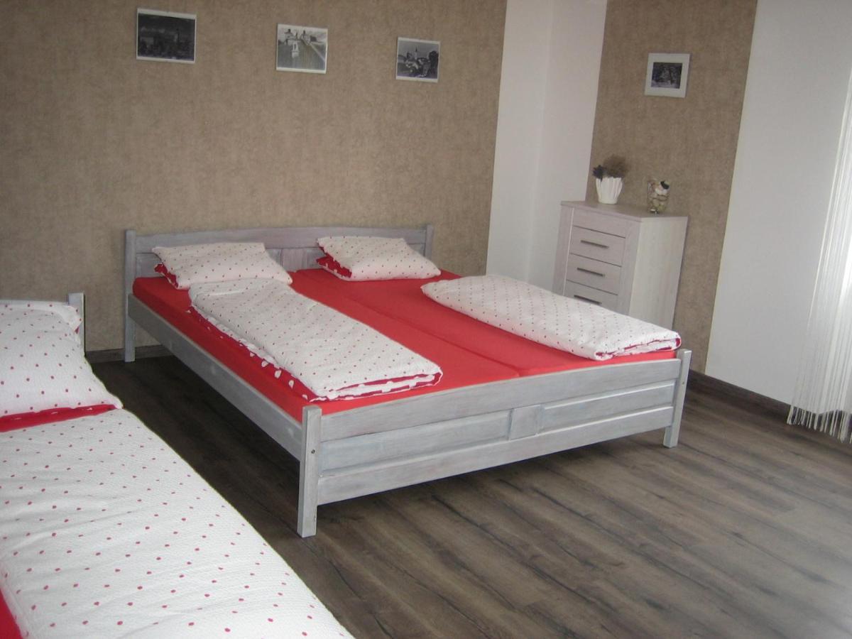 Apartmany Polepy Luaran gambar