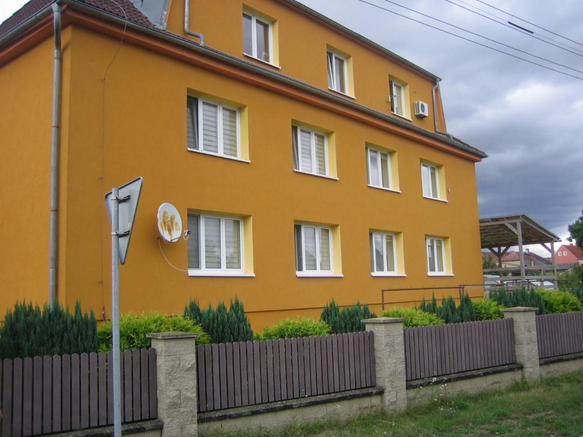 Apartmany Polepy Luaran gambar